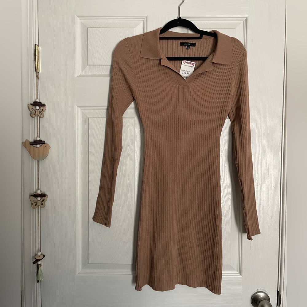 Love Tree size Large Ribbed Tan Long Sleeve Dress